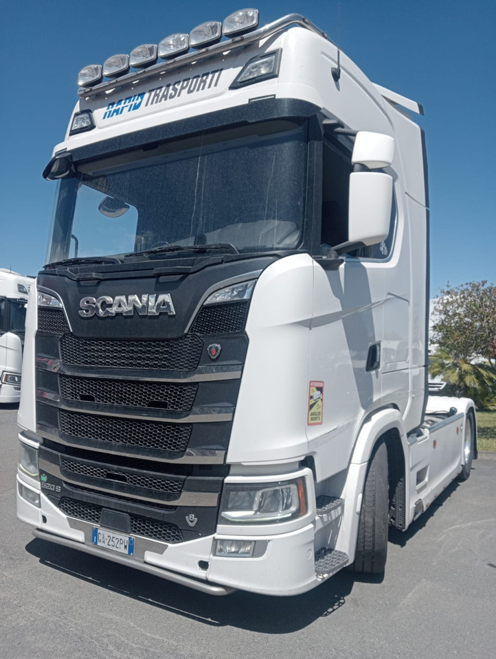 SCANIA S520 A4X2NB - Cabeza tractora: foto 1 SCANIA S520 A4X2NB - Cabeza tractora: foto 1