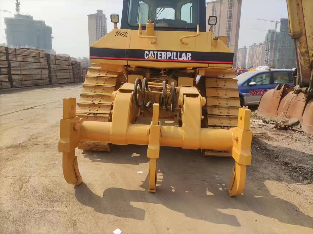 CAT D6M - Bulldozer: foto 4 CAT D6M - Bulldozer: foto 4