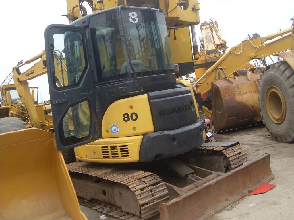 Komatsu PC80 - Miniexcavadora: foto 1 Komatsu PC80 - Miniexcavadora: foto 1