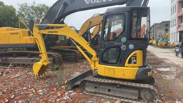 Komatsu pc35 - Miniexcavadora: foto 4 Komatsu pc35 - Miniexcavadora: foto 4