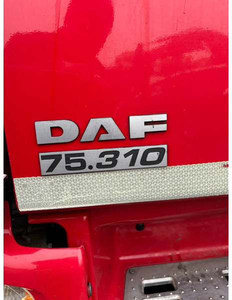 Camión de basura DAF CF 75.310 Euro5 6x2 NL truck: foto 12