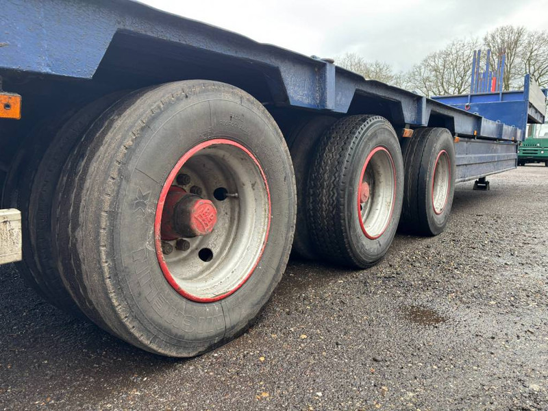 Nooteboom Lowloader tieflader 3 assen leaf spring, laadklep - Semirremolque góndola rebajadas: foto 5 Nooteboom Lowloader tieflader 3 assen leaf spring, laadklep - Semirremolque góndola rebajadas: foto 5