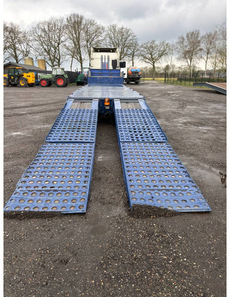 Nooteboom Lowloader tieflader 3 assen leaf spring, laadklep - Semirremolque góndola rebajadas: foto 3 Nooteboom Lowloader tieflader 3 assen leaf spring, laadklep - Semirremolque góndola rebajadas: foto 3