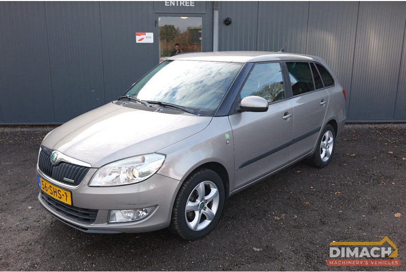 Škoda Fabia Airco - stationwagen - 5 deurs - NL auto - SUV/ Todoterreno: foto 1 Škoda Fabia Airco - stationwagen - 5 deurs - NL auto - SUV/ Todoterreno: foto 1