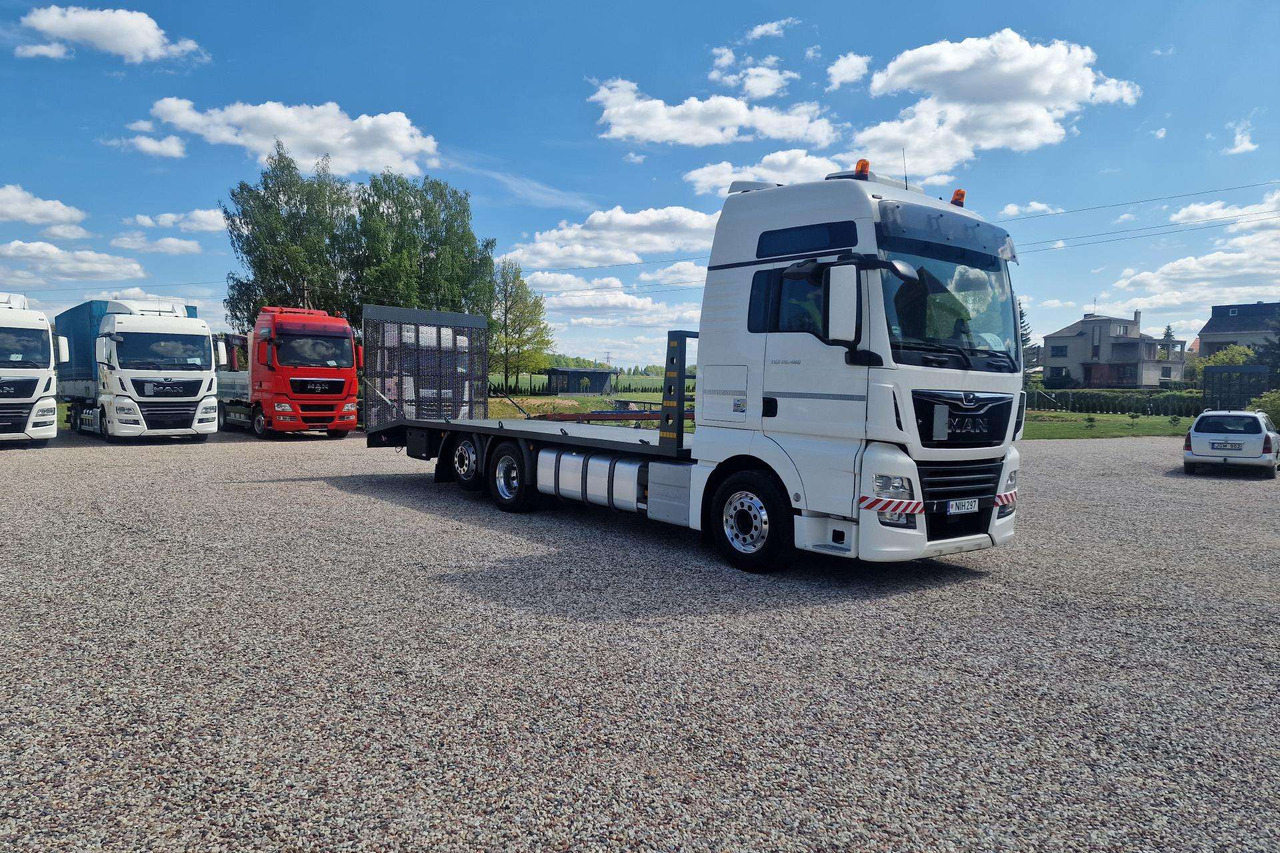 MAN TGX 26.460 - Camión portavehículos: foto 2 MAN TGX 26.460 - Camión portavehículos: foto 2