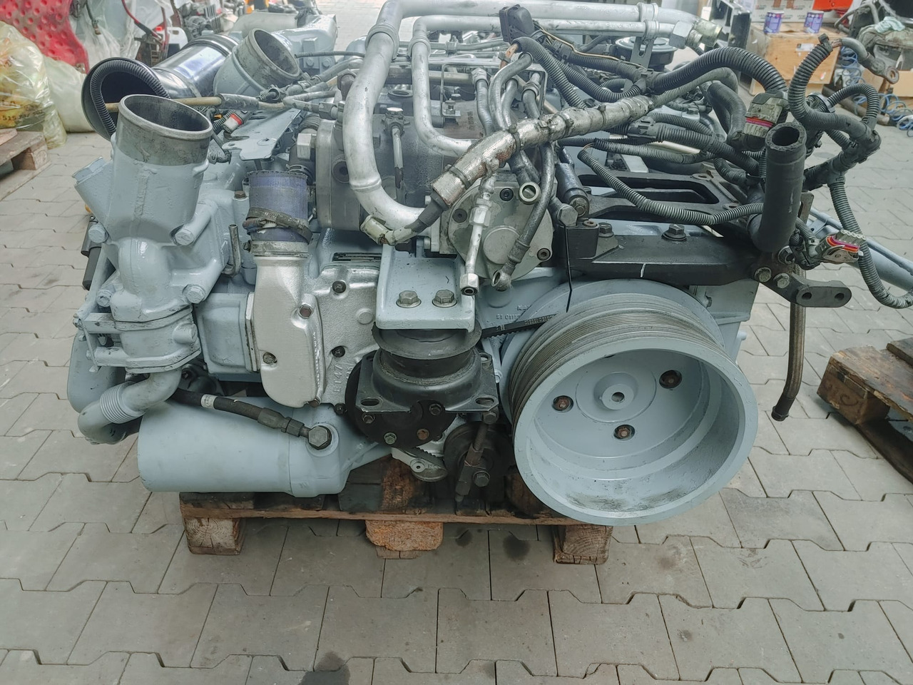 Motor para Camión MAN Regeneracja Remont Naprawa Serwis D0824 D0834 LF LG GF LFL01-61 LOH01-50 D0826 D0836 LF GF LFG LFL LOH LUH D2066 LF LOH LUH D2676 LF LOH 01-49 50-69 70-.. D2866 D2876 LF 01-30 D2866 D2876 4V LF 01-45: foto 11