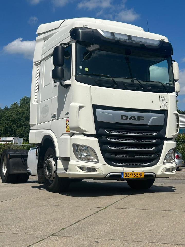 DAF XF 480 bj. 2018 / Euro 6 / Automaat/ Smart 2 tacho - Cabeza tractora: foto 5 DAF XF 480 bj. 2018 / Euro 6 / Automaat/ Smart 2 tacho - Cabeza tractora: foto 5