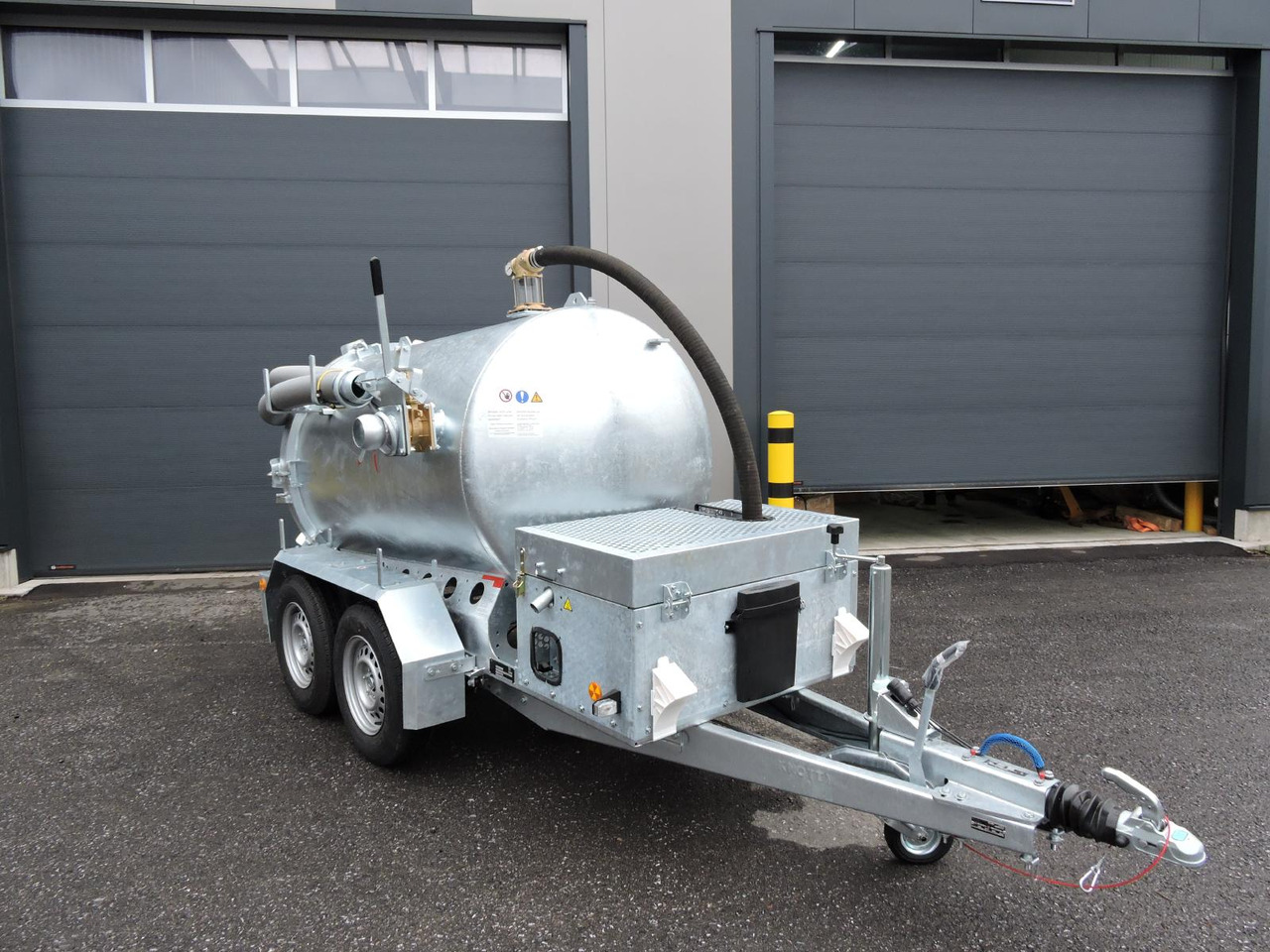 Vacuum system1500l / M-Vac 2000 - Limpieza de alcantarillado: foto 2 Vacuum system1500l / M-Vac 2000 - Limpieza de alcantarillado: foto 2
