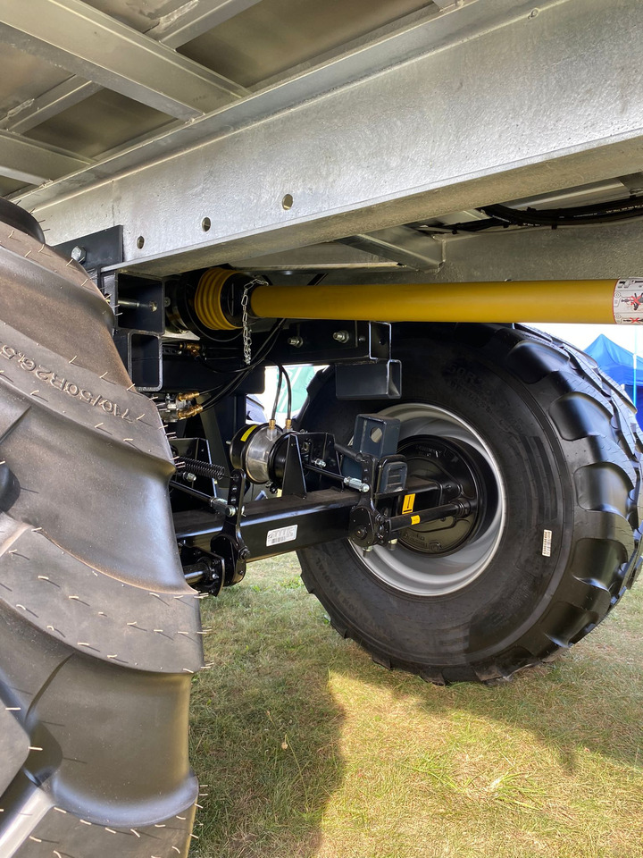 Esparcidor de estiércol nuevo Auto-Agro Mistreuer / Manure spreader / Epandeur à fumier / Rimorchio spandiconcime / Abonadora / Разбрасыватель органических удобрений / Rozrzutnik obornika Tandem N268: foto 17