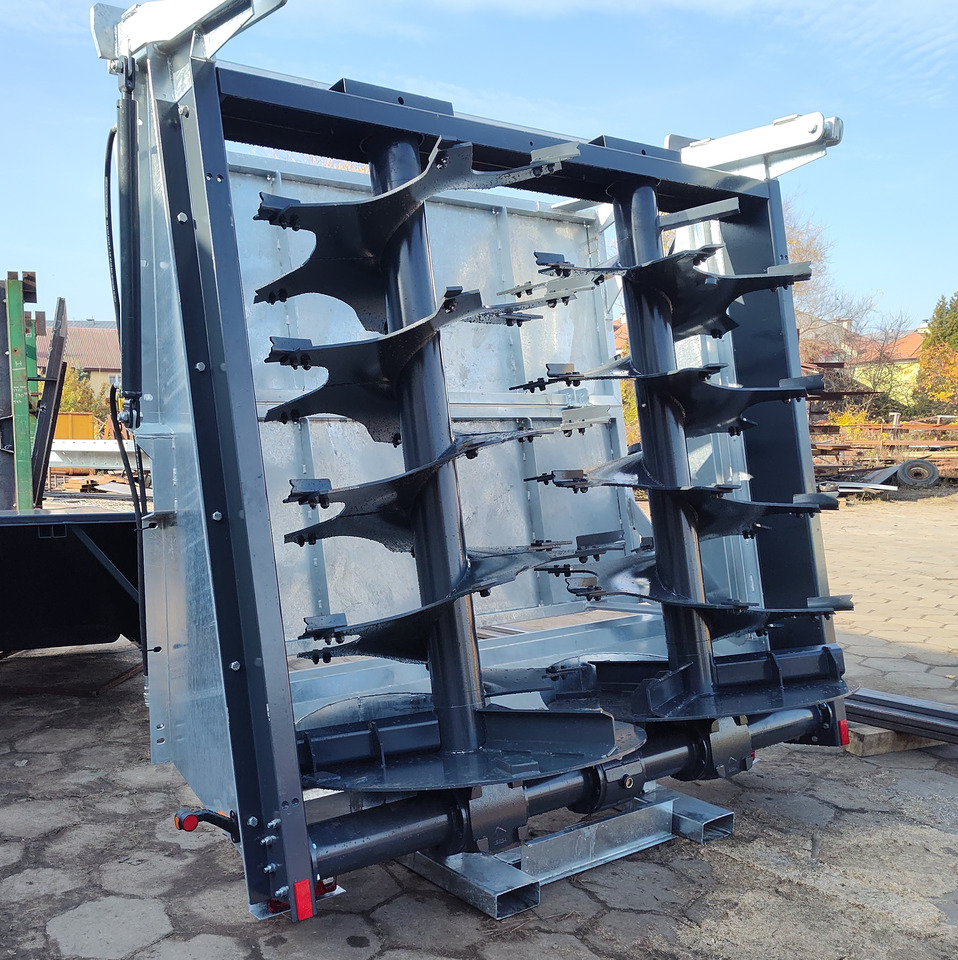 Esparcidor de estiércol nuevo Auto-Agro Mistreuer / Manure spreader / Epandeur à fumier / Rimorchio spandiconcime / Abonadora / Разбрасыватель органических удобрений / Rozrzutnik obornika Tandem N268: foto 30