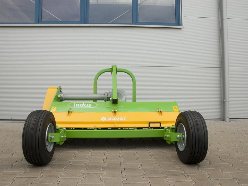 Desbrozadora de martillos nuevo Bomet Schlegelmulcher / Flail mower / Faucheuse à fléaux / condizionatore a flagelli / Мульчер / Kosiarka bijakowa Indus 2 m: foto 6