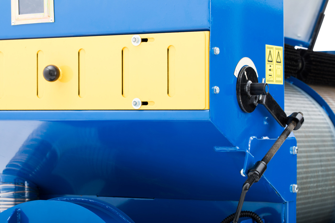 Dozamech Getreidereingier / Grain cleaner / Nettoyeur de céréales / Limpiadora de tambor para cerea / Pulitrice a tamburo per cereali / Барабанный очиститель для зерновых культур / Czyszczalnia bębnowa do zbóż - Limpiadora de cereales: foto 4 Dozamech Getreidereingier / Grain cleaner / Nettoyeur de céréales / Limpiadora de tambor para cerea / Pulitrice a tamburo per cereali / Барабанный очиститель для зерновых культур / Czyszczalnia bębnowa do zbóż - Limpiadora de cereales: foto 4