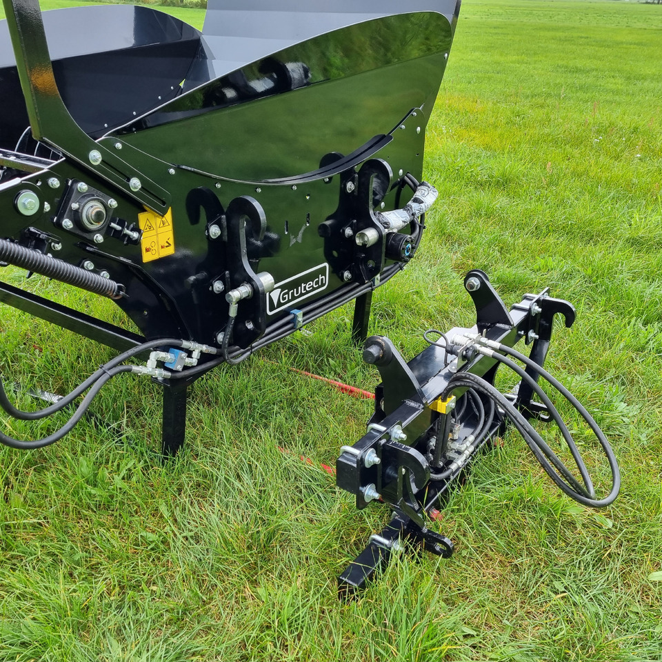 Empajadora nuevo Grutech Ballenabwickler / Straw blowers / Pailleuse / Trinciapaglia / Picadora de paja / Измельчитель соломы / Ścielarka słomy: foto 6