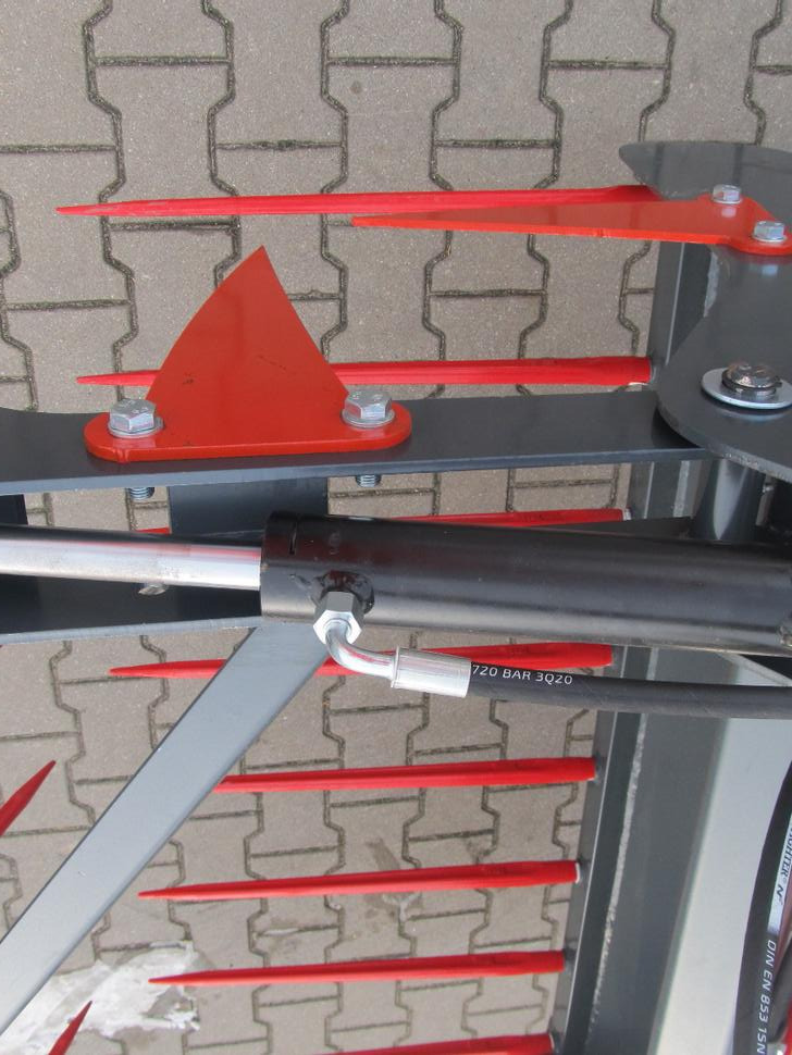 Lauderof Krokodilschaufel / Manure grab / Krokodyl / Grappin à fumier / Pinze per letame / Захват для органического удобрения / Chwytak do obornika 1,8 m - Pinza para Tractor: foto 5 Lauderof Krokodilschaufel / Manure grab / Krokodyl / Grappin à fumier / Pinze per letame / Захват для органического удобрения / Chwytak do obornika 1,8 m - Pinza para Tractor: foto 5