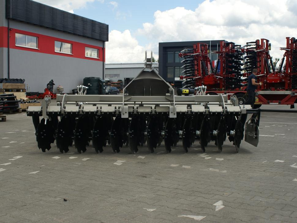 ROLEX Scheibenegge / Discs harrow / Dechaumeur à disques / Erpice a dischi / Cultivador de discos / Дисковая борона / Agregat talerzowy uprawowy 3 m - Rastras: foto 3 ROLEX Scheibenegge / Discs harrow / Dechaumeur à disques / Erpice a dischi / Cultivador de discos / Дисковая борона / Agregat talerzowy uprawowy 3 m - Rastras: foto 3