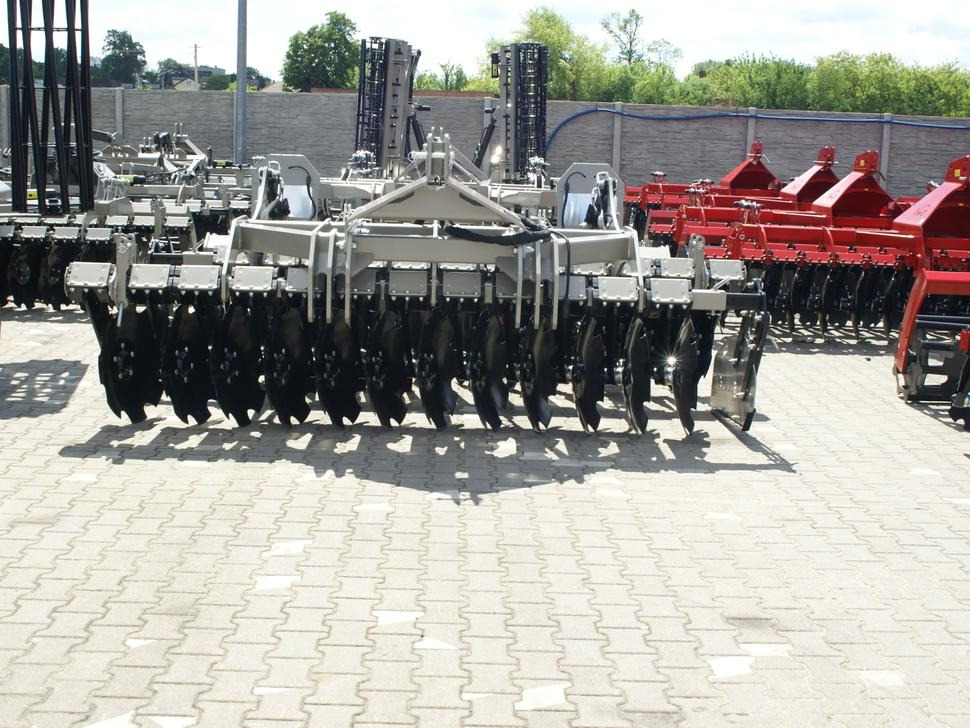 ROLEX Scheibenegge / Discs harrow / Dechaumeur à disques / Erpice a dischi / Дисковая борона / Brona talerzowa 3 m - Rastras: foto 5 ROLEX Scheibenegge / Discs harrow / Dechaumeur à disques / Erpice a dischi / Дисковая борона / Brona talerzowa 3 m - Rastras: foto 5