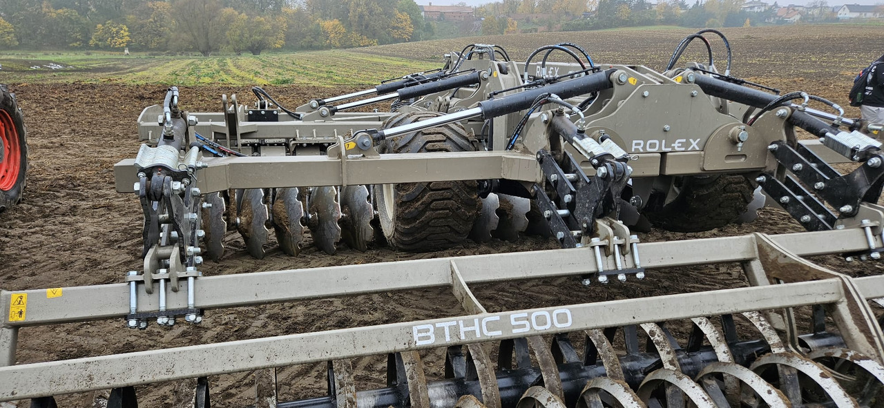 ROLEX Scheibenegge / Hydraulic discs harrow / Dechaumeur à disques / Erpice a dischi / Grada de discos / Дисковая борона / Brona talerzowa 5 m - Rastras: foto 2 ROLEX Scheibenegge / Hydraulic discs harrow / Dechaumeur à disques / Erpice a dischi / Grada de discos / Дисковая борона / Brona talerzowa 5 m - Rastras: foto 2