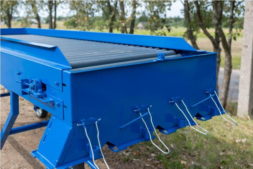 ROLMET Rollenverlesetisch / Sorting table / Table de tri / Tavolo selettivo / Сортировочный стол / Stół przebierczy SP 1 - Maquinaria para patatas: foto 4 ROLMET Rollenverlesetisch / Sorting table / Table de tri / Tavolo selettivo / Сортировочный стол / Stół przebierczy SP 1 - Maquinaria para patatas: foto 4