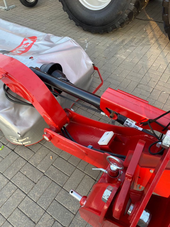 Spawex Scheibenmäher / Disc mower / Faucheuse à disques / Falciatrice a dischi / Segadora de discos / Дисковая косилка / Kosiarka dyskowa 2,8 m - Segadora: foto 4 Spawex Scheibenmäher / Disc mower / Faucheuse à disques / Falciatrice a dischi / Segadora de discos / Дисковая косилка / Kosiarka dyskowa 2,8 m - Segadora: foto 4