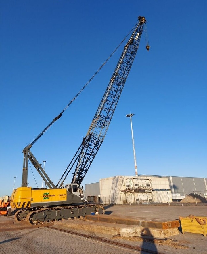 Sumitomo SC 1000 PAX S2 - Grúa sobre orugas: foto 3 Sumitomo SC 1000 PAX S2 - Grúa sobre orugas: foto 3