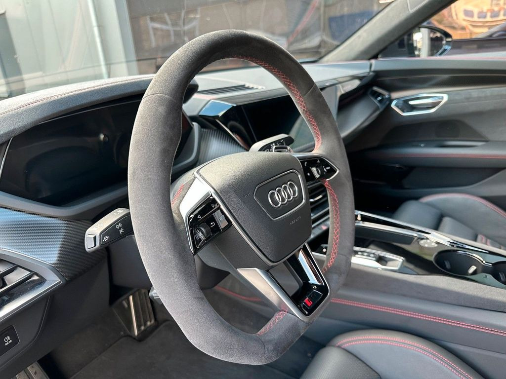 Sedan Audi e-tron GT RS quattro Laser-LED+Head-Up+360* Kam: foto 14