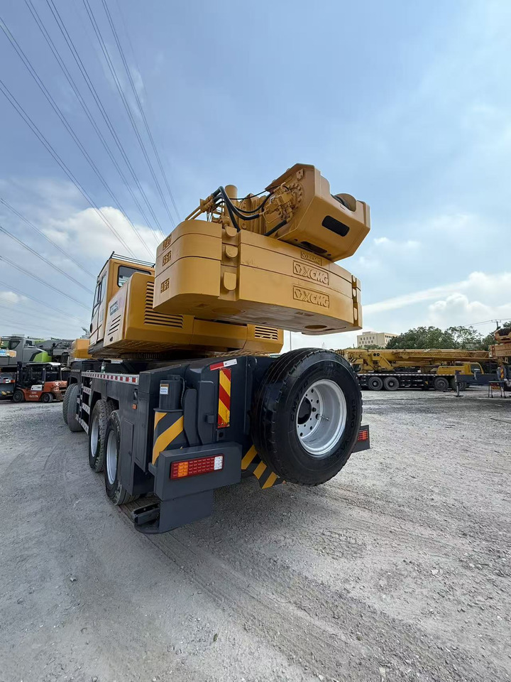 XCMG XCMG - Grúa sobre orugas: foto 3 XCMG XCMG - Grúa sobre orugas: foto 3