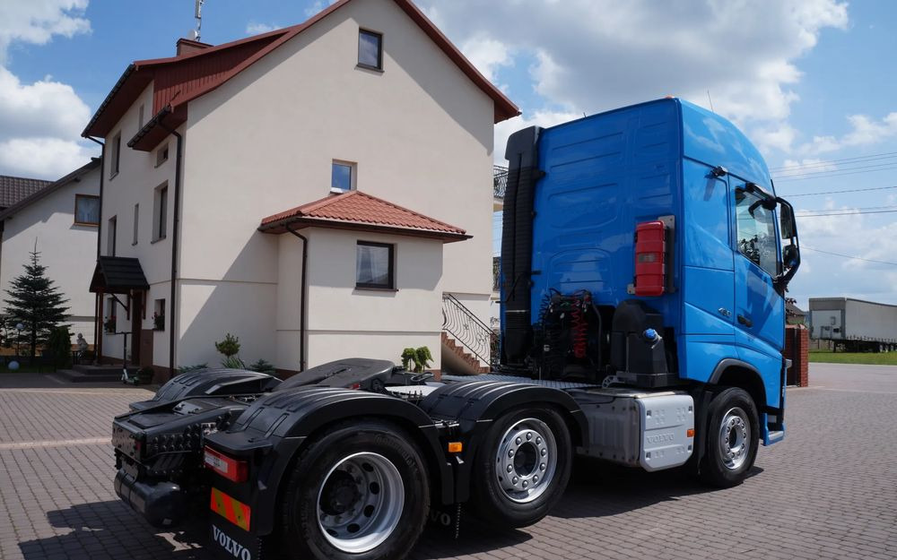 Volvo FH 460 PUSHER 6X2 OŚ SKRĘTNA PODNOSZONA FH 500 - Cabeza tractora: foto 5 Volvo FH 460 PUSHER 6X2 OŚ SKRĘTNA PODNOSZONA FH 500 - Cabeza tractora: foto 5