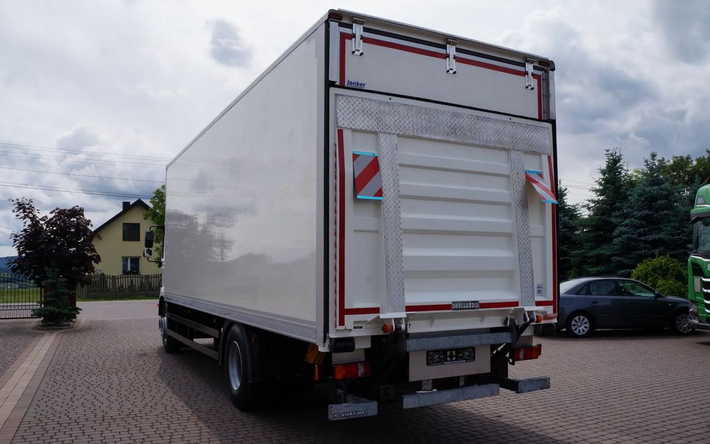 MAN TGM 18.250 / 18.290 EURO 6 KONTENER 19 PALET ŁAD. 9800 KG WINDA - Camión caja cerrada: foto 3 MAN TGM 18.250 / 18.290 EURO 6 KONTENER 19 PALET ŁAD. 9800 KG WINDA - Camión caja cerrada: foto 3