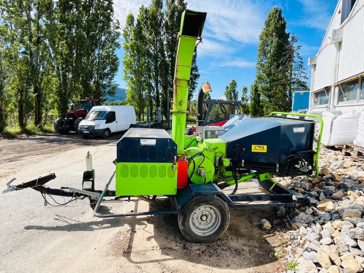 BUGNOT THIERION BV7 Broyeur de branche - Trituradora de madera: foto 3 BUGNOT THIERION BV7 Broyeur de branche - Trituradora de madera: foto 3