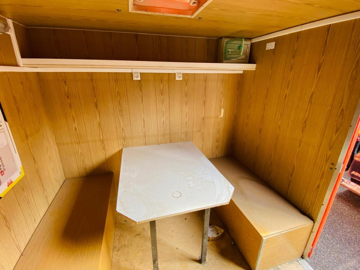 Casa contenedor CABANE DE CHANTIER SUR BERCE AMPLIROLL: foto 9