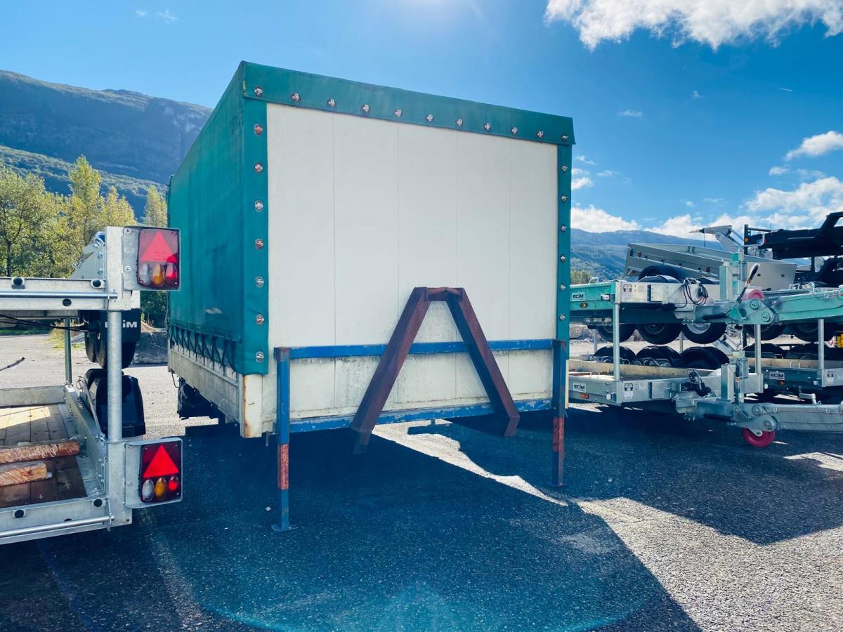 CAISSE SUR BERCE AVEC HAYON - Toldo carrocería: foto 3 CAISSE SUR BERCE AVEC HAYON - Toldo carrocería: foto 3