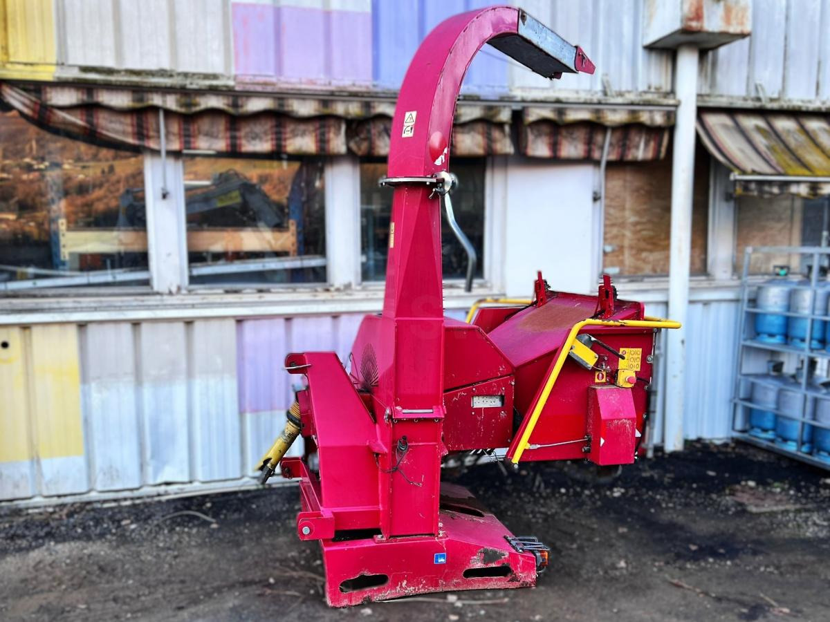 FSI TP250PTO Broyeur à branche arrière tracteur (NET DE TVA) - Trituradora de madera: foto 2 FSI TP250PTO Broyeur à branche arrière tracteur (NET DE TVA) - Trituradora de madera: foto 2