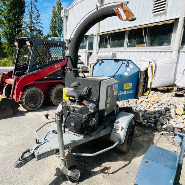 ISEKI Broyeur de branche - Trituradora de madera: foto 2 ISEKI Broyeur de branche - Trituradora de madera: foto 2