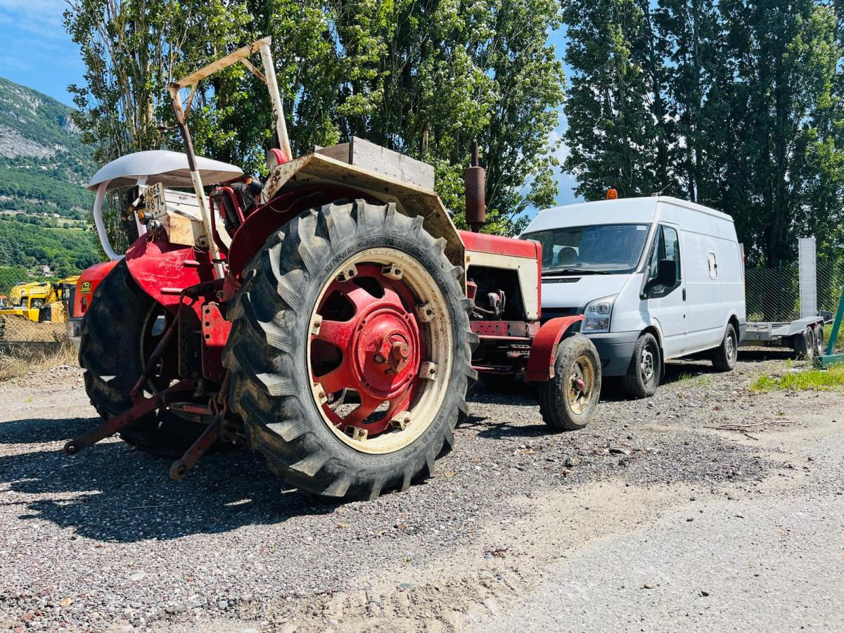 MAC CORMICK Tracteur agricole Rouge 634 - Tractor: foto 3 MAC CORMICK Tracteur agricole Rouge 634 - Tractor: foto 3