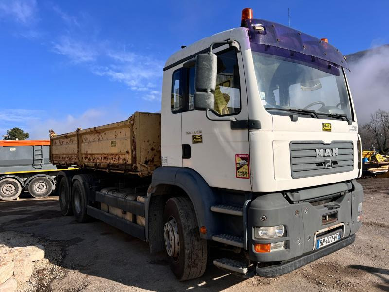 MAN TGA 28.430 6x2-2 BL CAMION AMPLIROLL - Camión multibasculante: foto 4 MAN TGA 28.430 6x2-2 BL CAMION AMPLIROLL - Camión multibasculante: foto 4