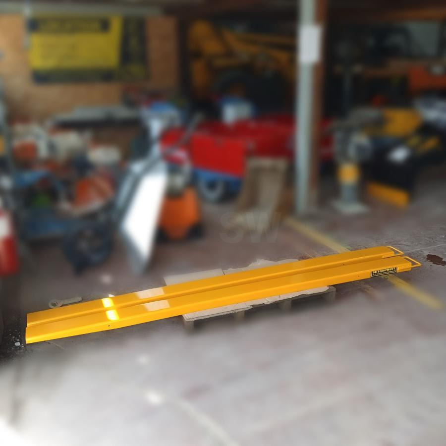 RALLONGES DE FOURCHES 1 PAIRE NEUVE - Horquillas para Equipo de manutención: foto 3 RALLONGES DE FOURCHES 1 PAIRE NEUVE - Horquillas para Equipo de manutención: foto 3