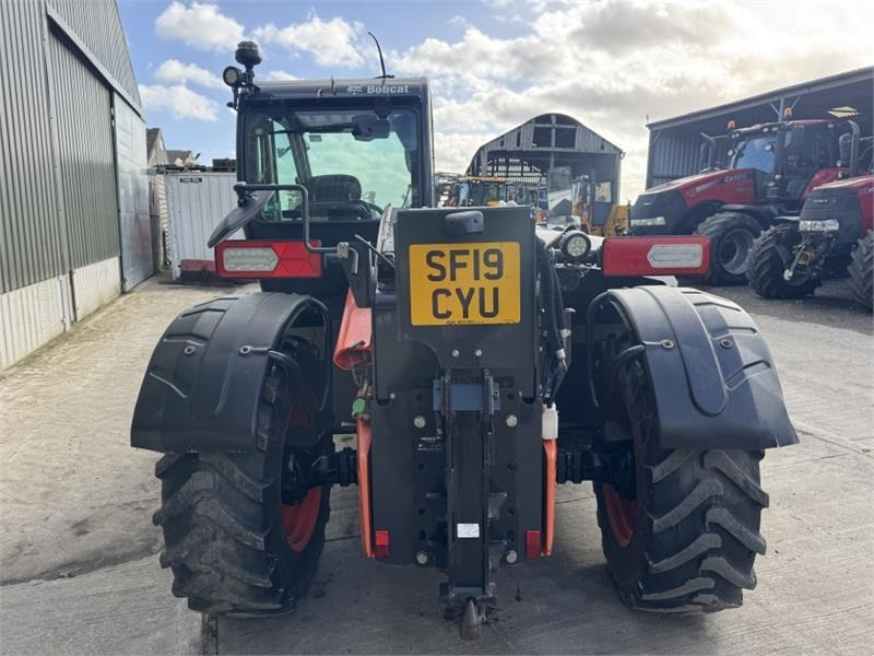 Bobcat TL 30.60 Agri - Manipulador telescópico: foto 5 Bobcat TL 30.60 Agri - Manipulador telescópico: foto 5