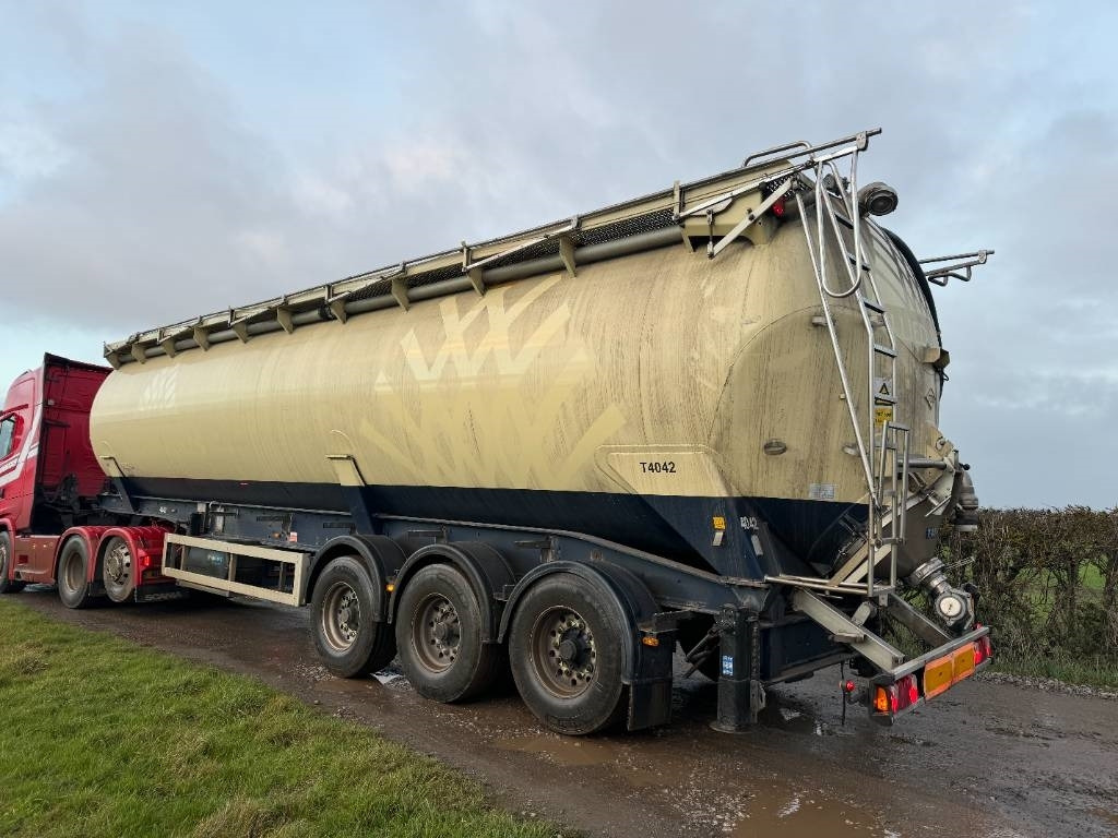 Feldbinder 58 Cube Powder Tanker - Semirremolque cisterna: foto 5 Feldbinder 58 Cube Powder Tanker - Semirremolque cisterna: foto 5
