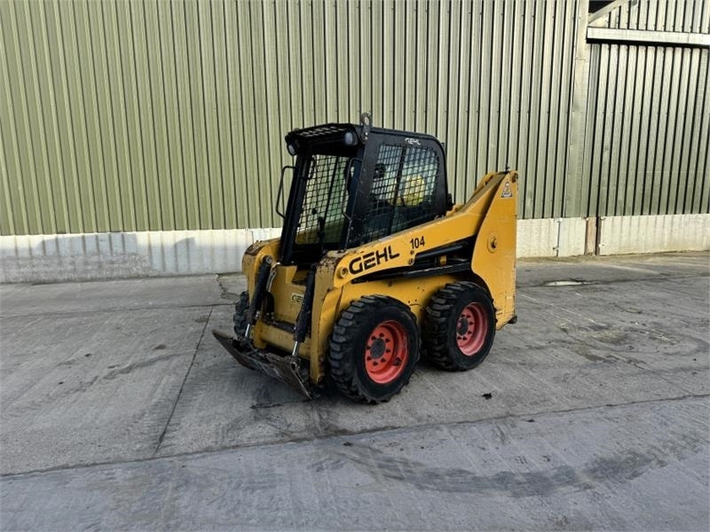 Gehl Gehl R165 Skid Steer - Minicargadora: foto 1 Gehl Gehl R165 Skid Steer - Minicargadora: foto 1