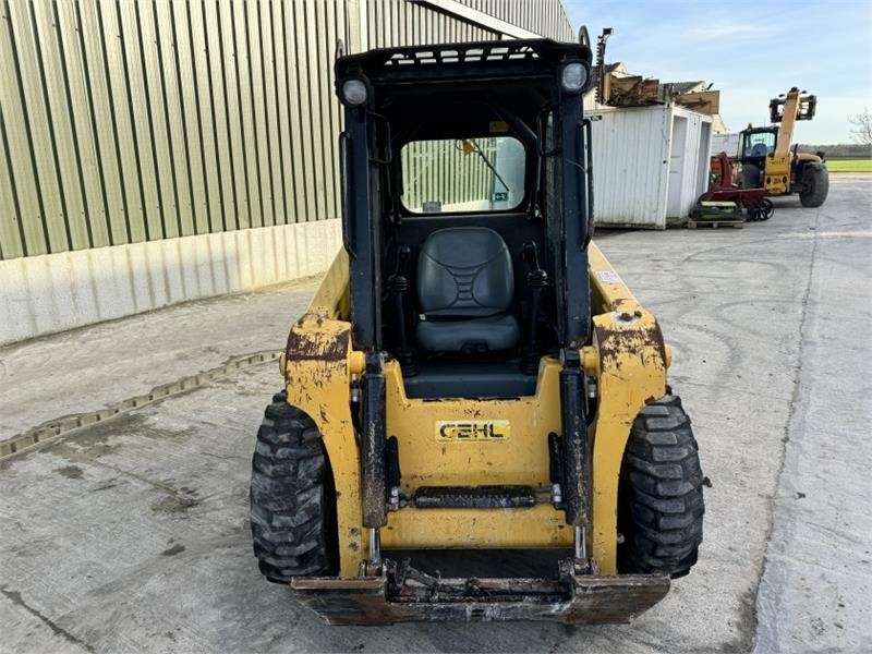 Gehl R165 Skid Steer - Minicargadora: foto 4 Gehl R165 Skid Steer - Minicargadora: foto 4