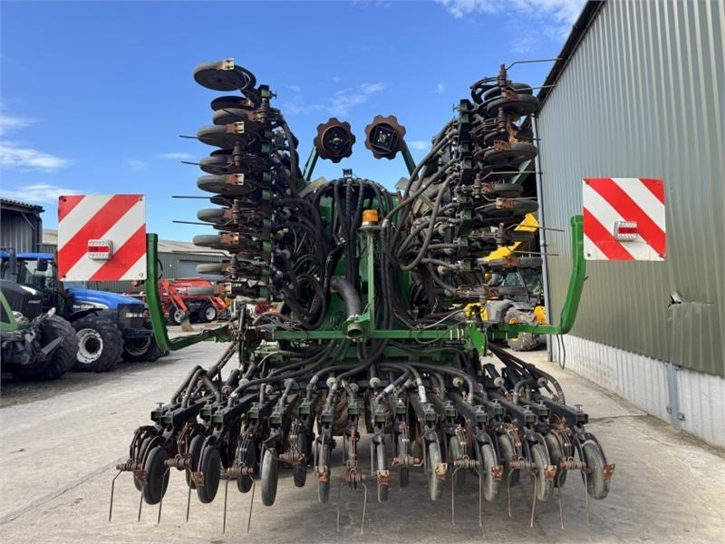 Great Plains Centurion 600 Seed Drill - Combinado de siembra: foto 3 Great Plains Centurion 600 Seed Drill - Combinado de siembra: foto 3