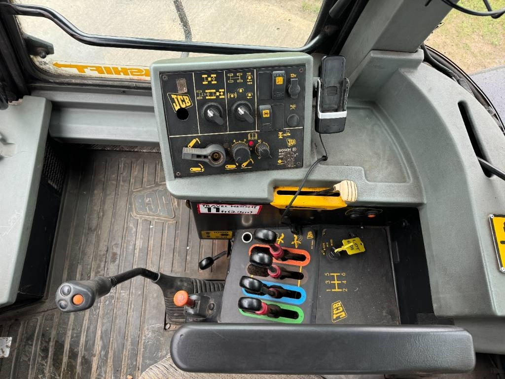 Tractor JCB 3185 Fastrac Smoothshift: foto 9