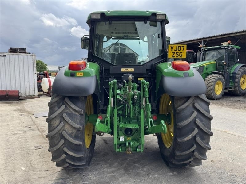 John Deere John Deere 6320 SE **Low Hours** **No VAT** - Tractor: foto 5 John Deere John Deere 6320 SE **Low Hours** **No VAT** - Tractor: foto 5