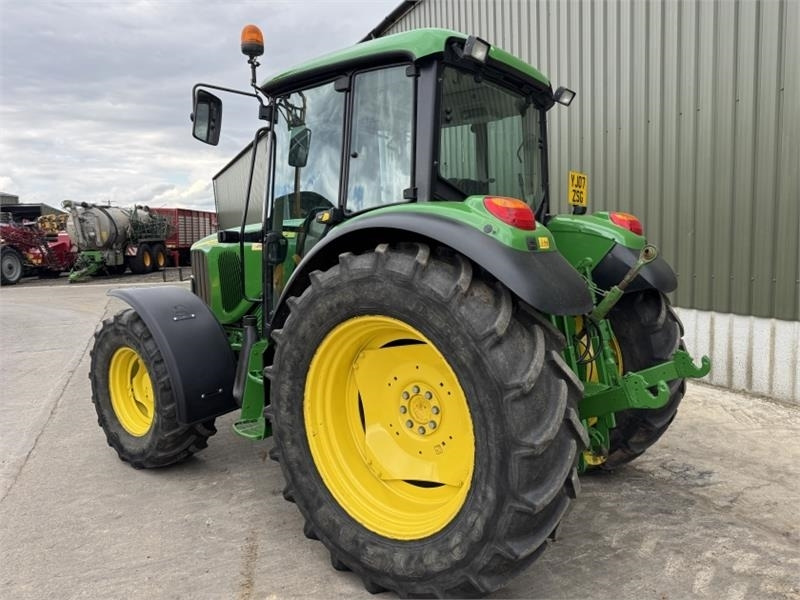 John Deere John Deere 6320 SE **Low Hours** **No VAT** - Tractor: foto 4 John Deere John Deere 6320 SE **Low Hours** **No VAT** - Tractor: foto 4