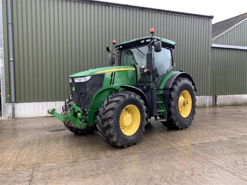 John Deere John Deere 7230R E23 Powershift **Video Below** - Tractor: foto 2 John Deere John Deere 7230R E23 Powershift **Video Below** - Tractor: foto 2