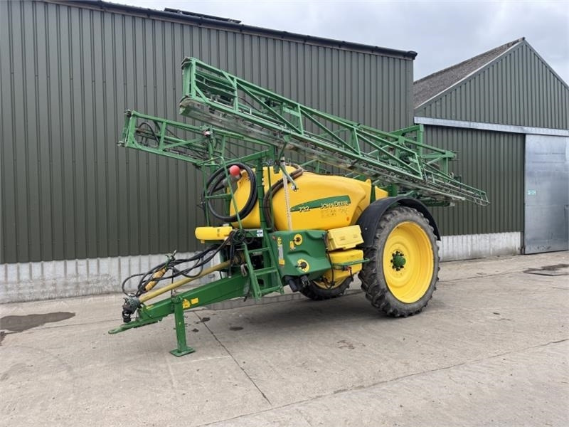 John Deere John Deere 732 Trailed Sprayer - Pulverizador suspendido: foto 1 John Deere John Deere 732 Trailed Sprayer - Pulverizador suspendido: foto 1