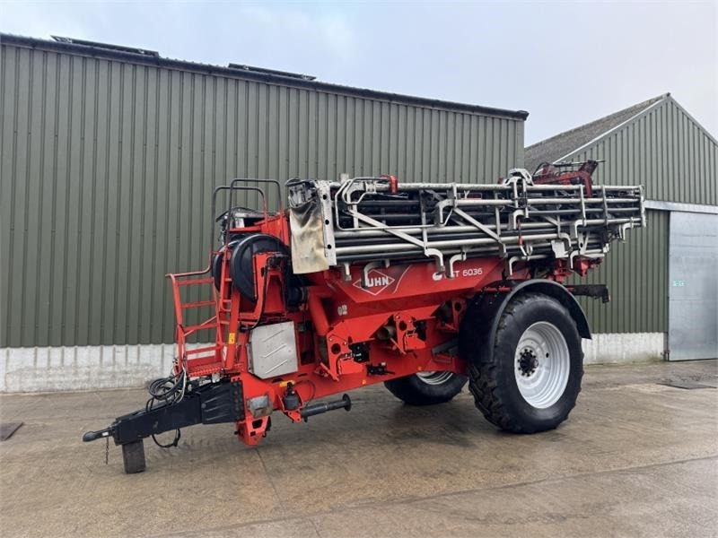 Kuhn Kuhn AGT 6036 Boom Fert Spreader - Esparcidor de fertilizantes: foto 1 Kuhn Kuhn AGT 6036 Boom Fert Spreader - Esparcidor de fertilizantes: foto 1