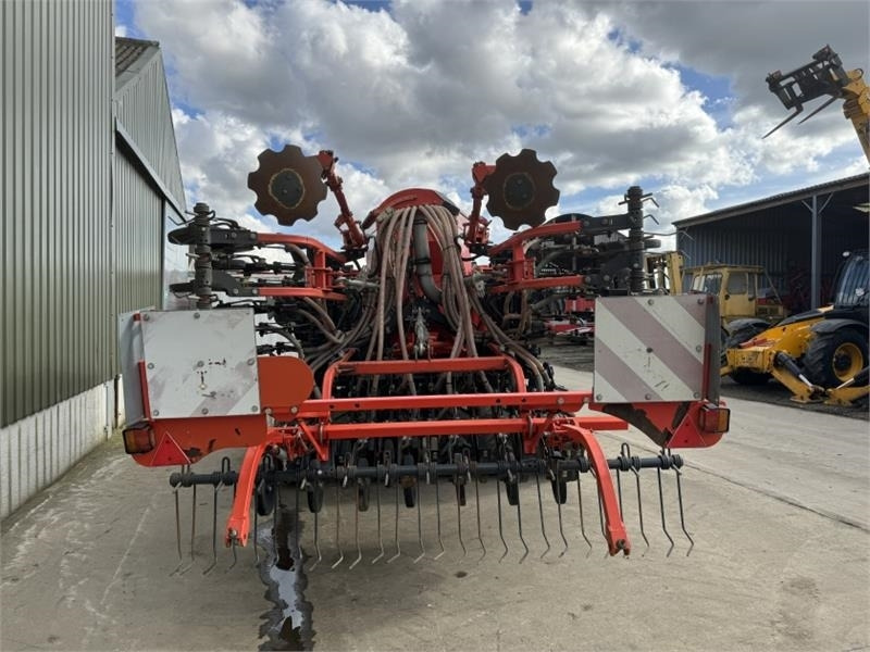 Kuhn Kuhn Speedliner 4000 Seed Drill - Combinado de siembra: foto 3 Kuhn Kuhn Speedliner 4000 Seed Drill - Combinado de siembra: foto 3