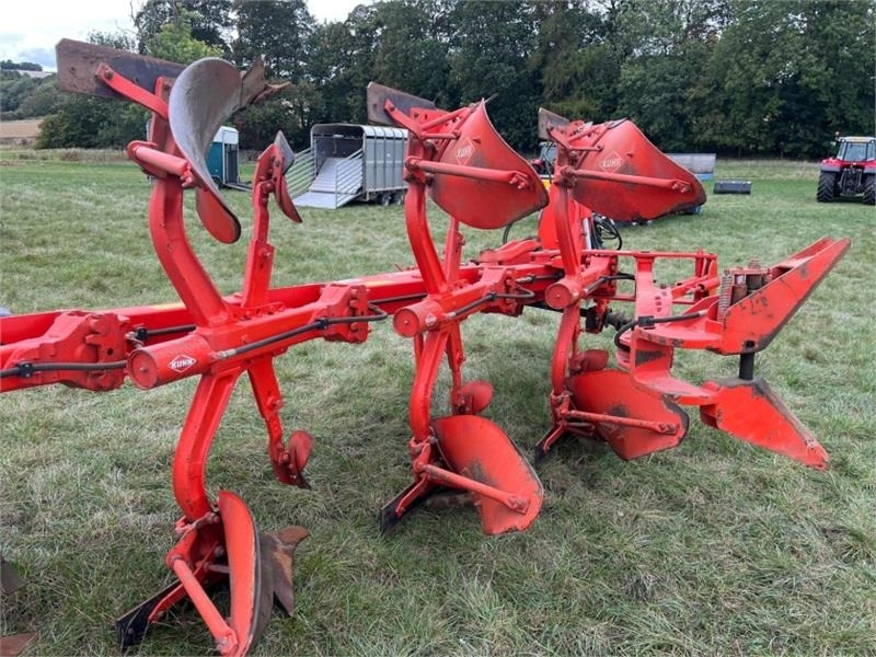 Kuhn Multi-Master 153 6 Furrow Plough - Arado: foto 5 Kuhn Multi-Master 153 6 Furrow Plough - Arado: foto 5