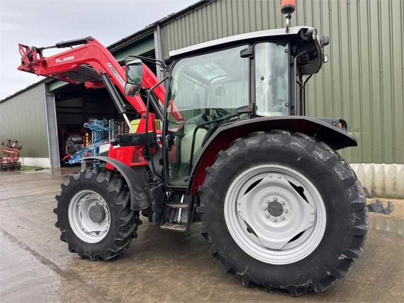 Massey Ferguson 4710 c/w FL.3522 Loader **Low Hours** - Tractor: foto 2 Massey Ferguson 4710 c/w FL.3522 Loader **Low Hours** - Tractor: foto 2